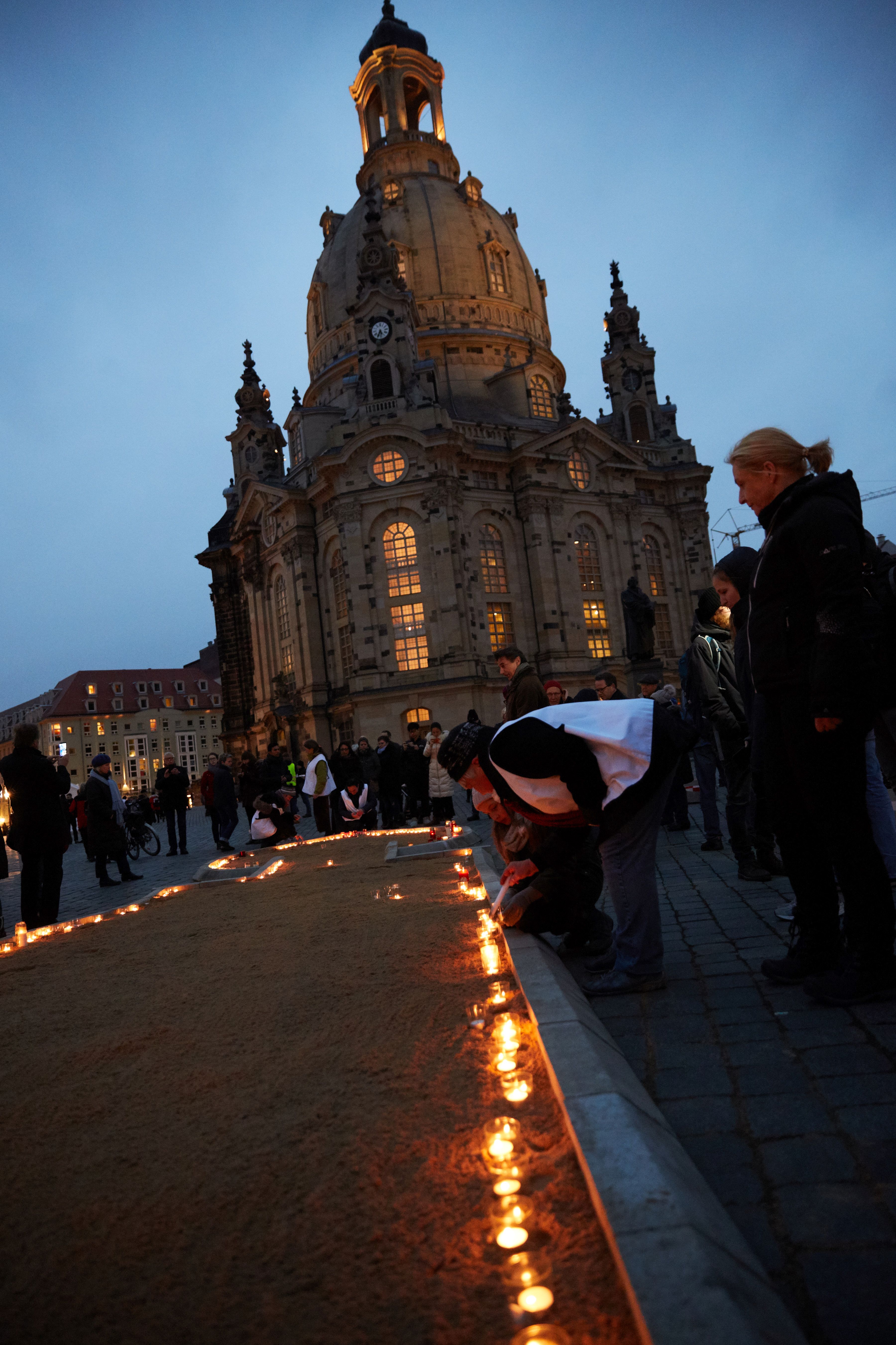 Kerzen vor der Frauenkirche